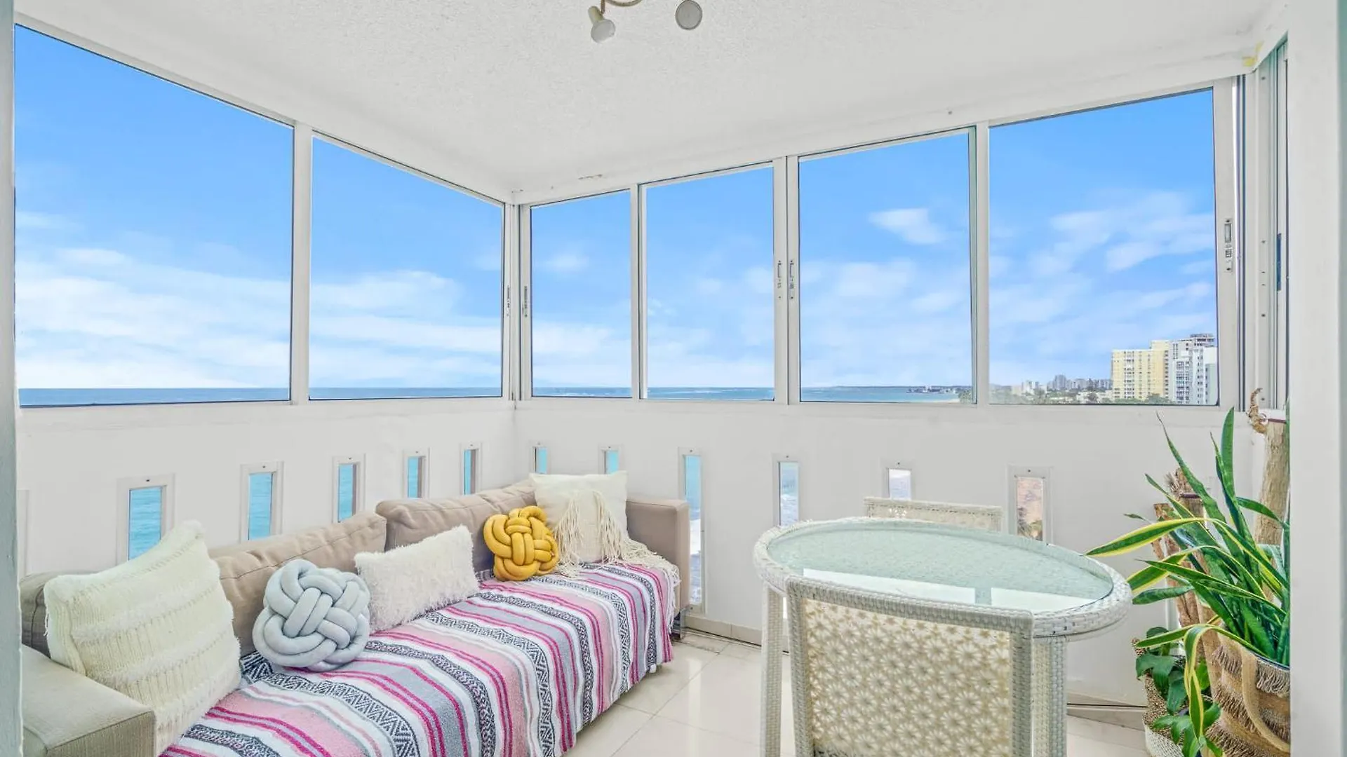 公寓 Million Dollar Ocean And City View Penthouse Suite 圣胡安