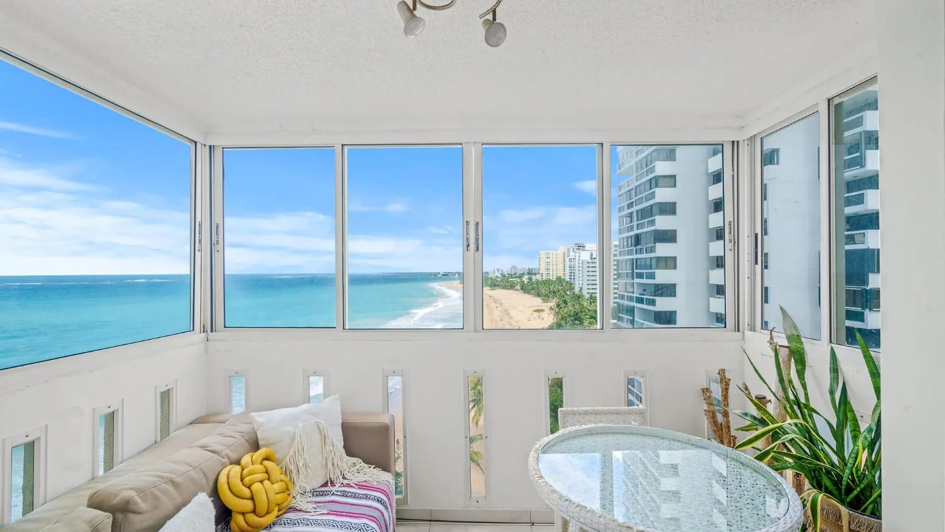Million Dollar Ocean And City View Penthouse Suite 圣胡安
